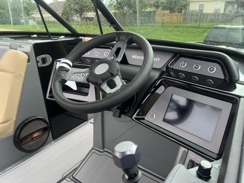 2025 MasterCraft NXT24