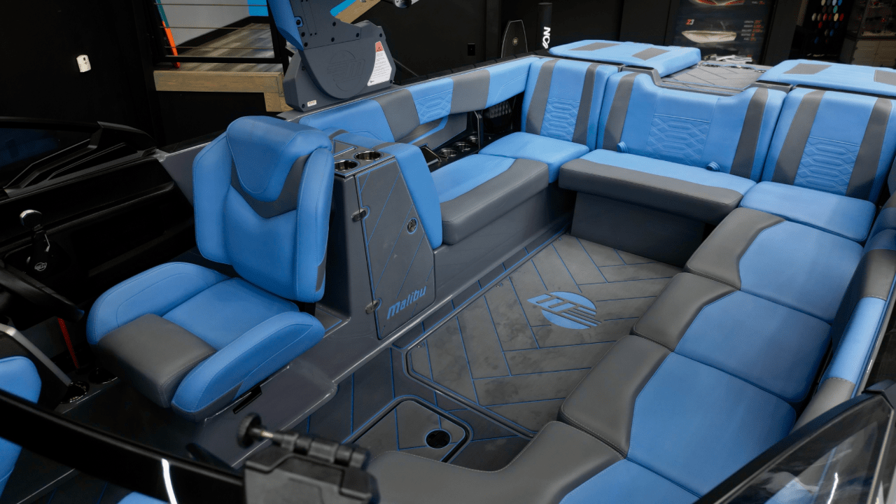 2024 Malibu Wakesetter 25 LSV