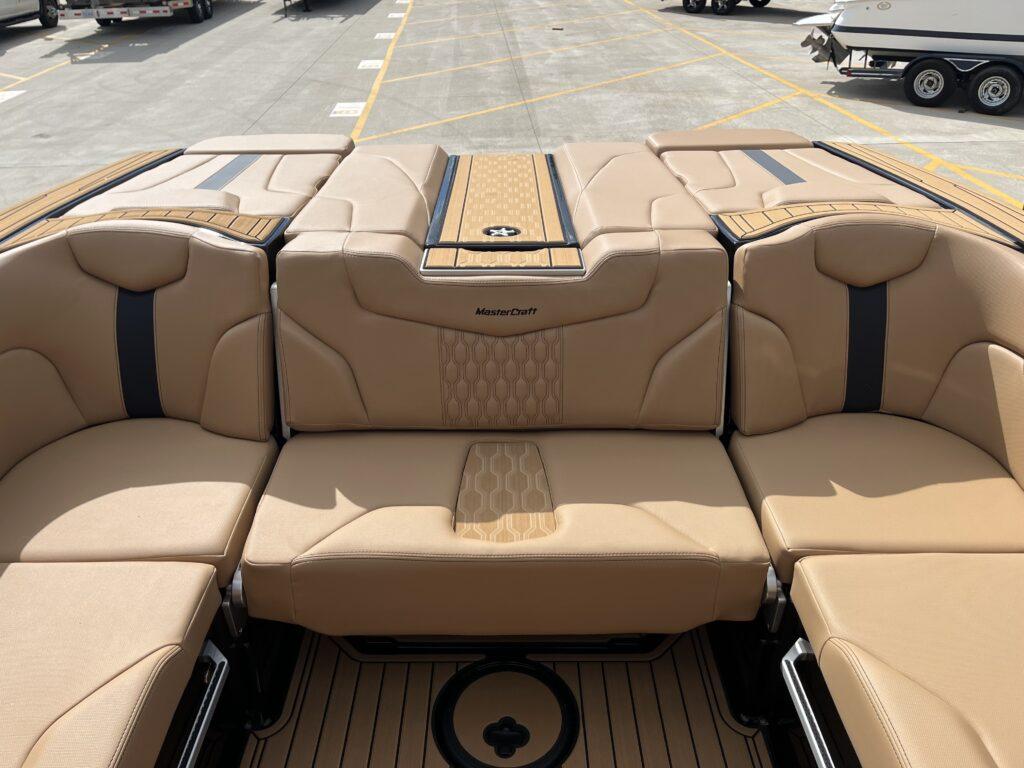 2025 MasterCraft XT22