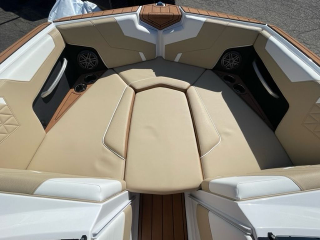 2024 Nautique Super Air Nautique GS22