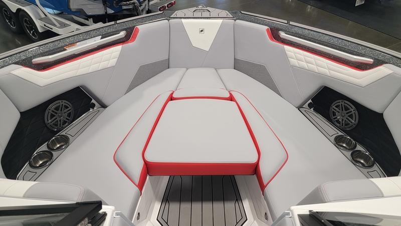 2022 Nautique S23