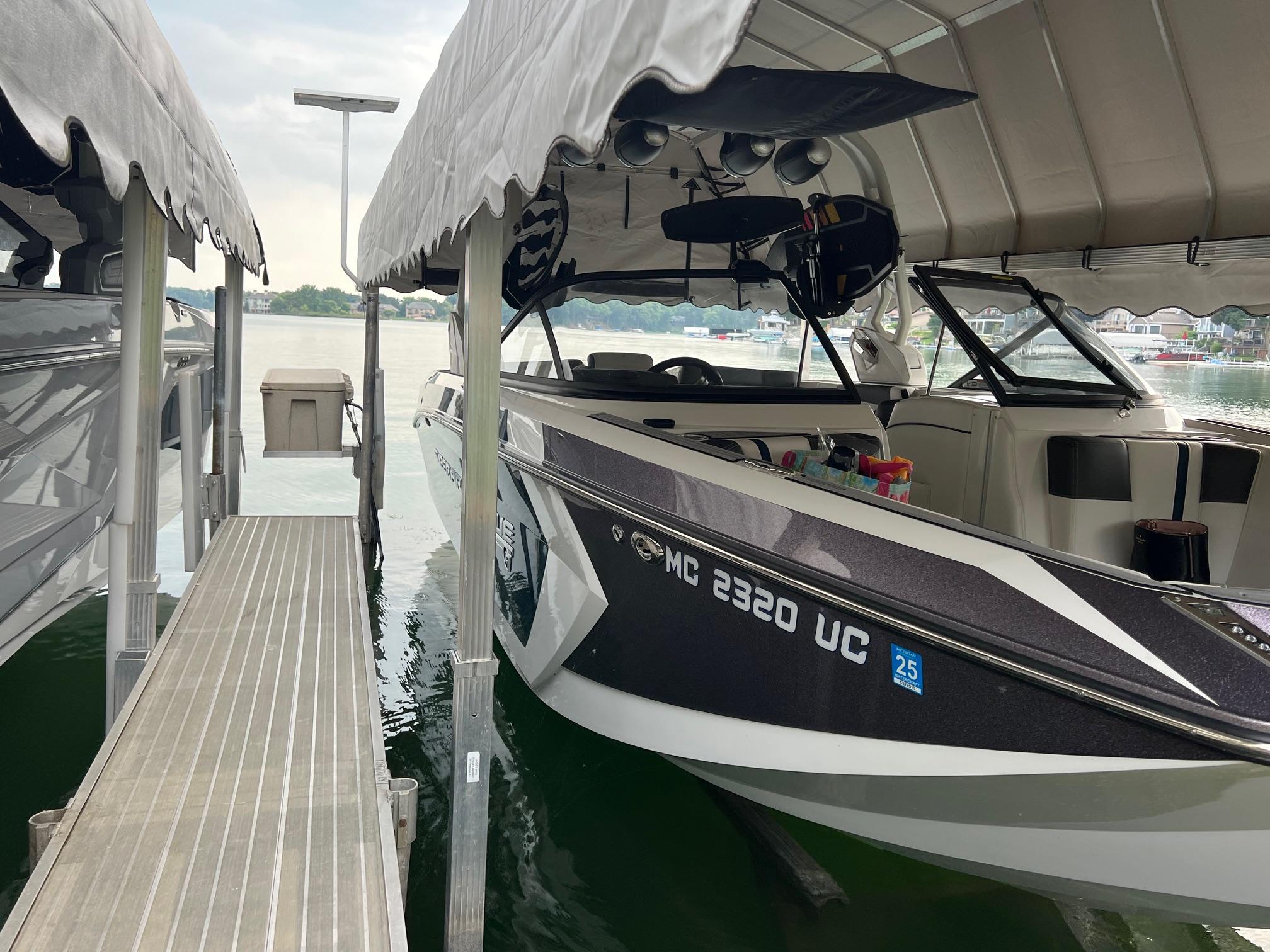 2018 Super Air Nautique G-23