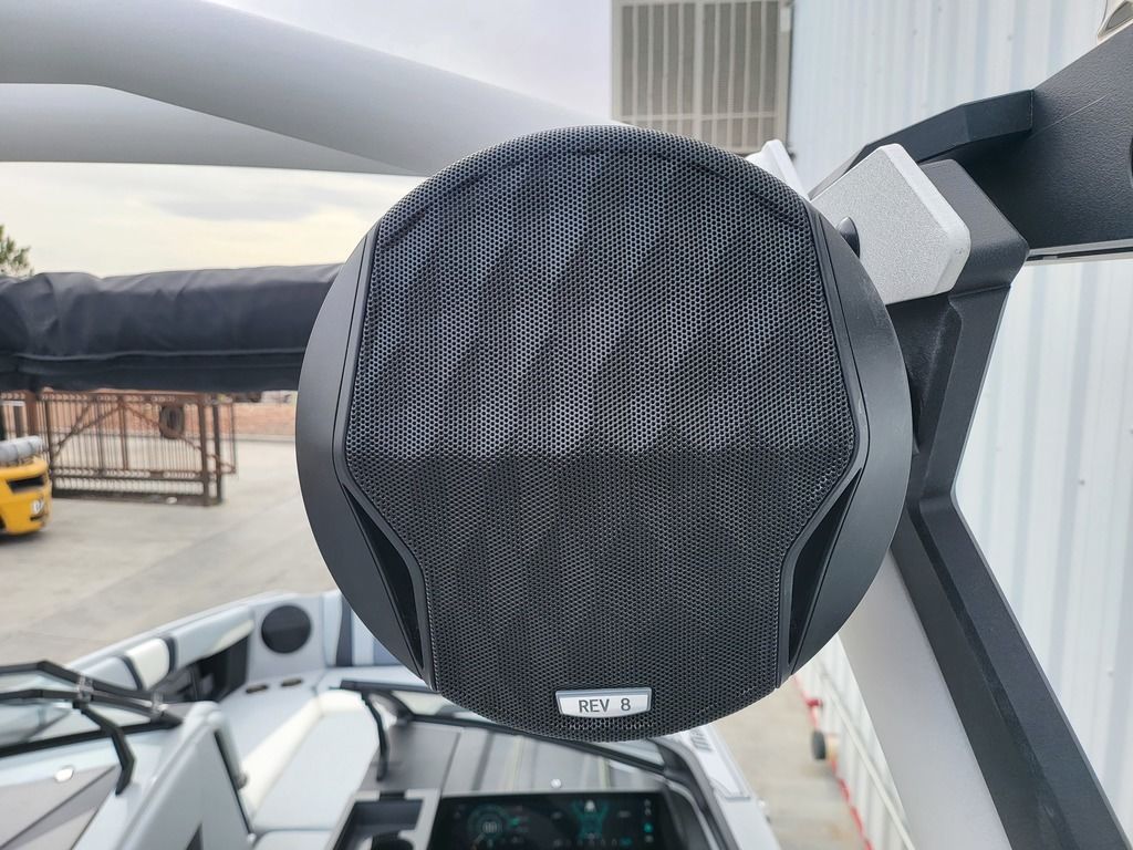 2025 Malibu Boats 22 MXZ