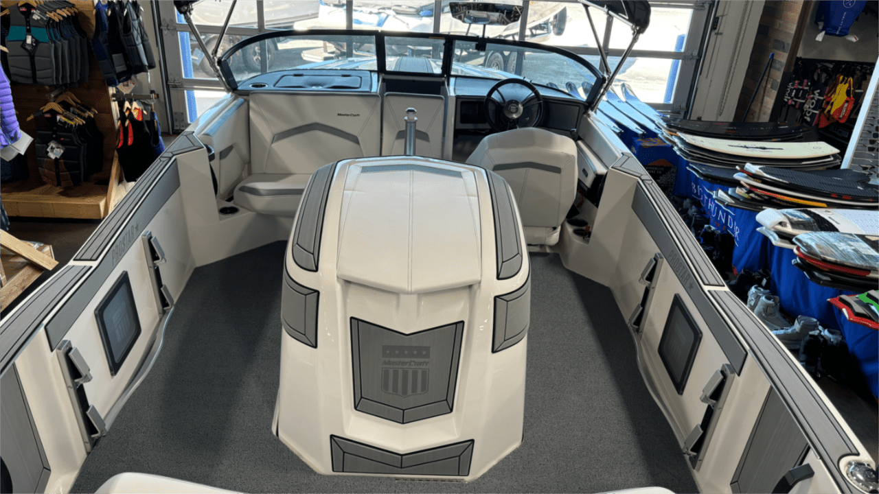 2025 Mastercraft ProStar