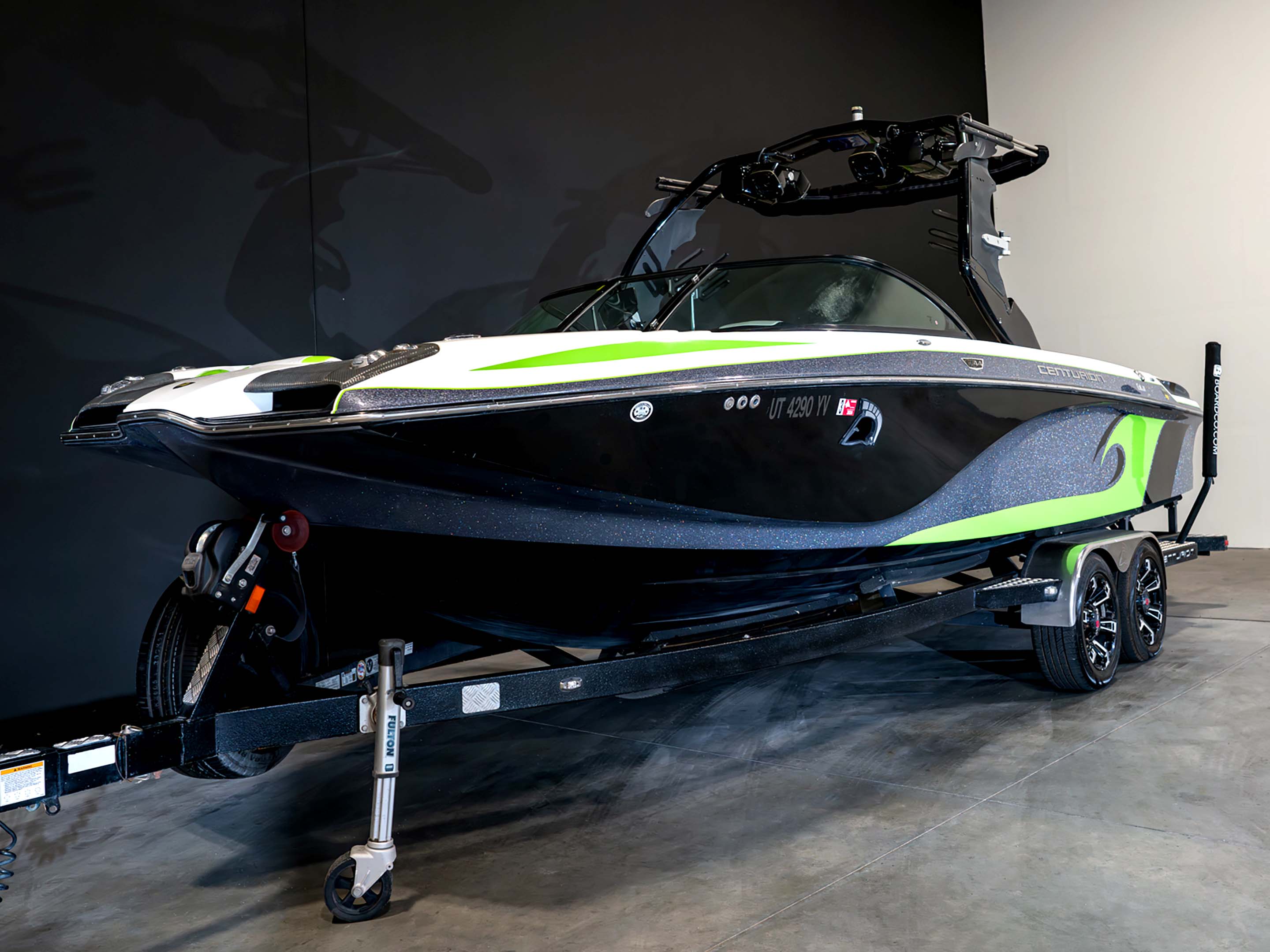 boat.Title