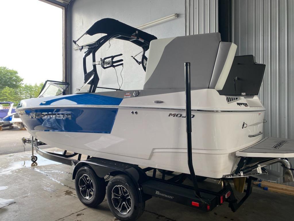 boat.Title