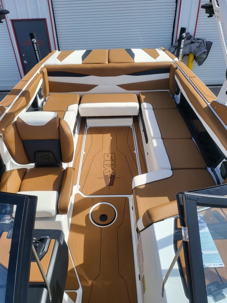 2025 Axis Wake Research A225 Icon