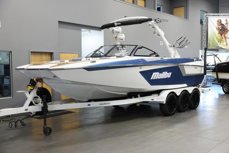 boat.Title