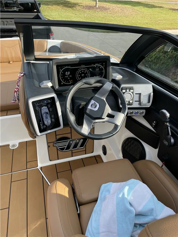 2022 Malibu 23 MXZ