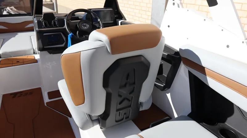 2025 AXIS T-SERIES T235