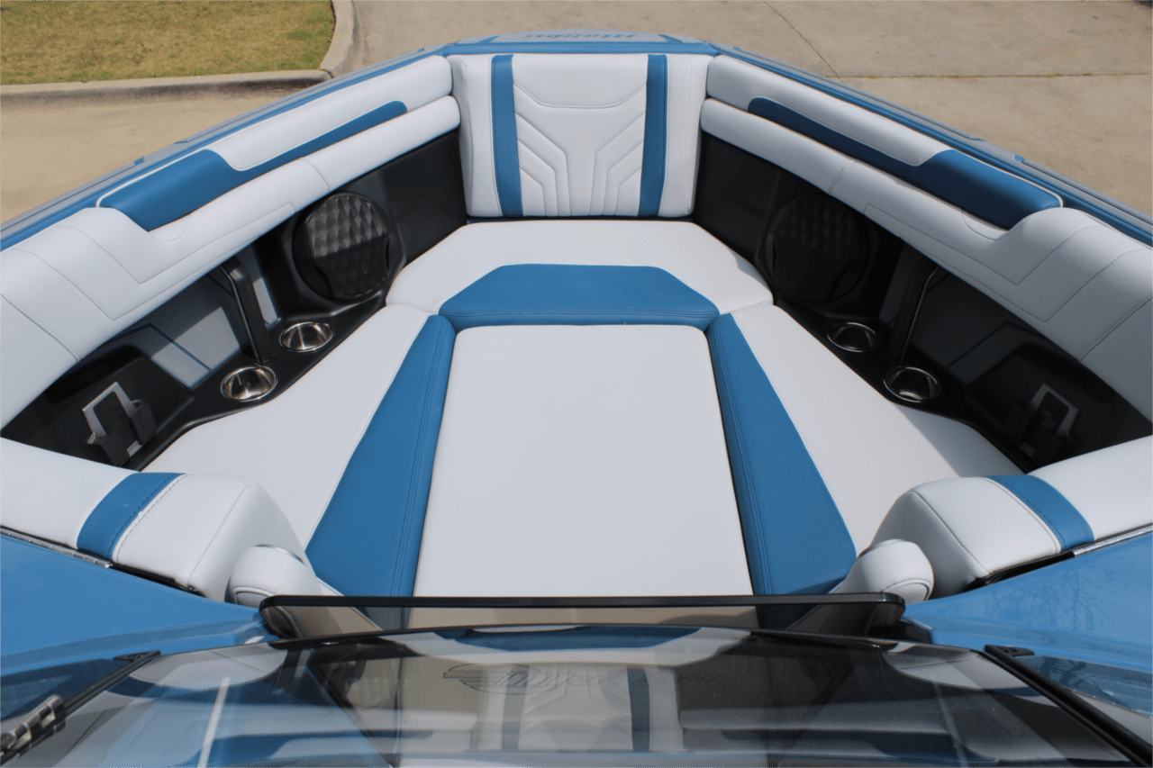 2025 Malibu 25 LSV