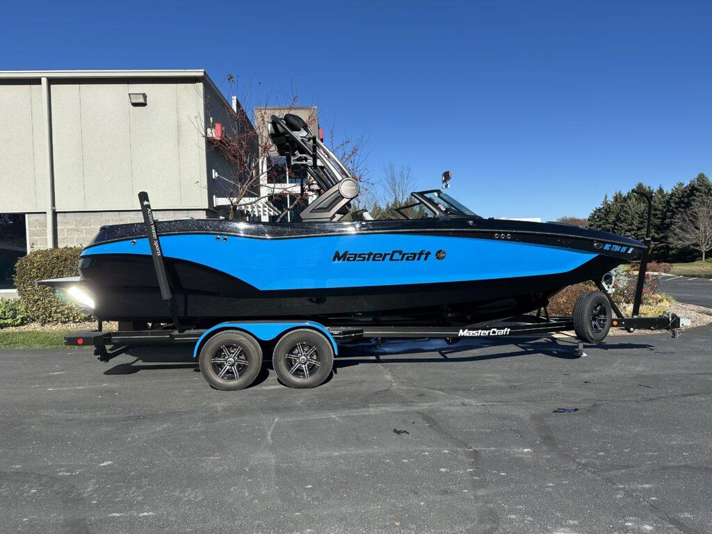 2022 MasterCraft X24