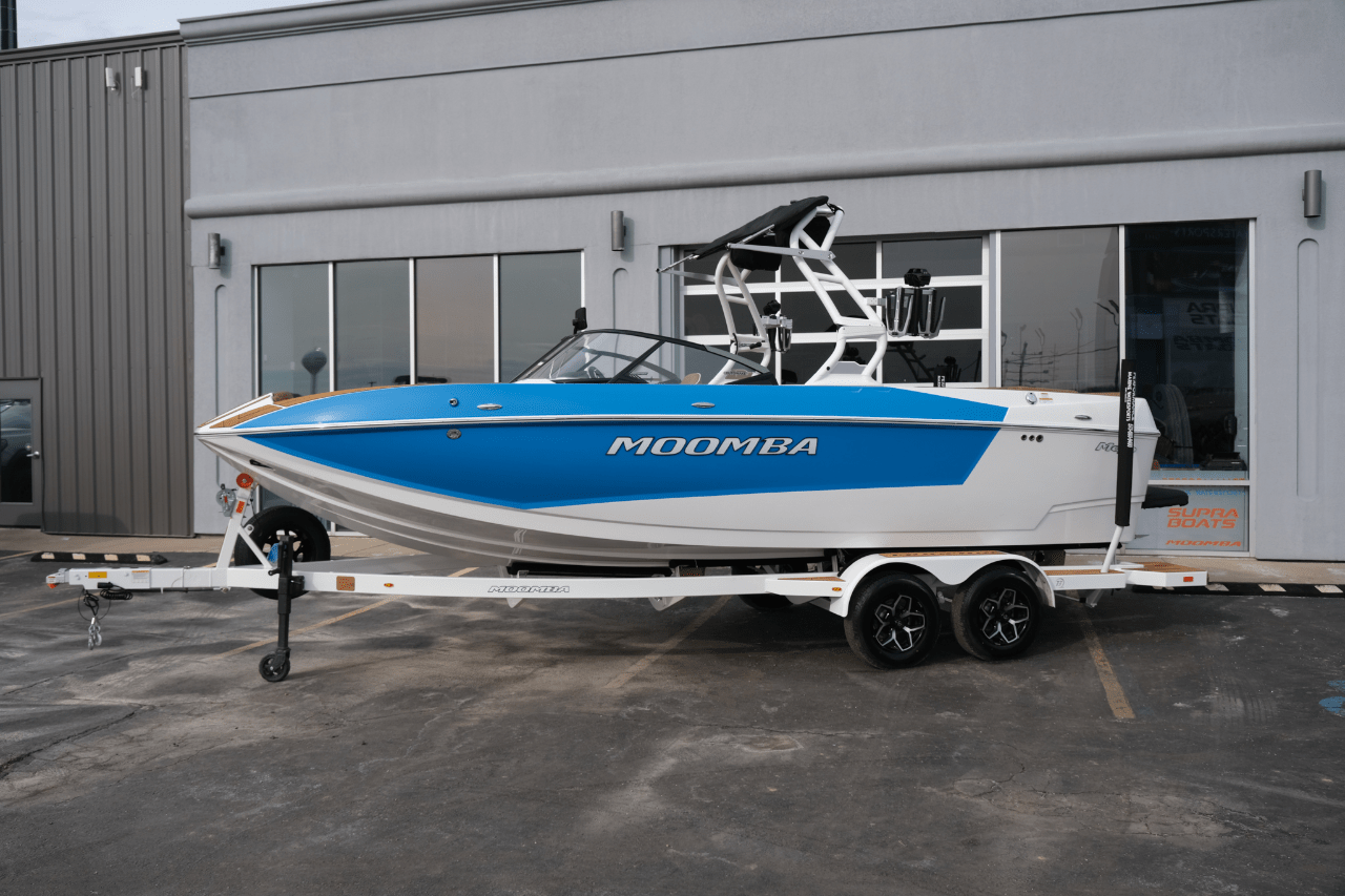 boat.Title