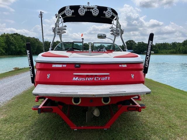 2011 MasterCraft X2