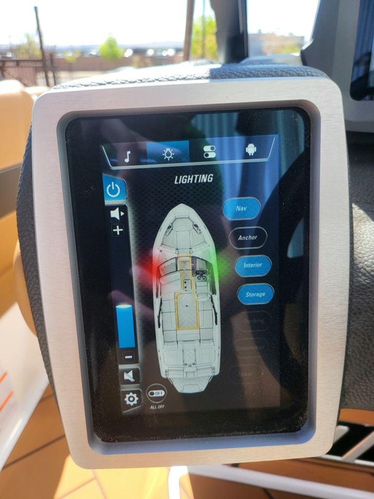 2024 Malibu Boats 23 LSV
