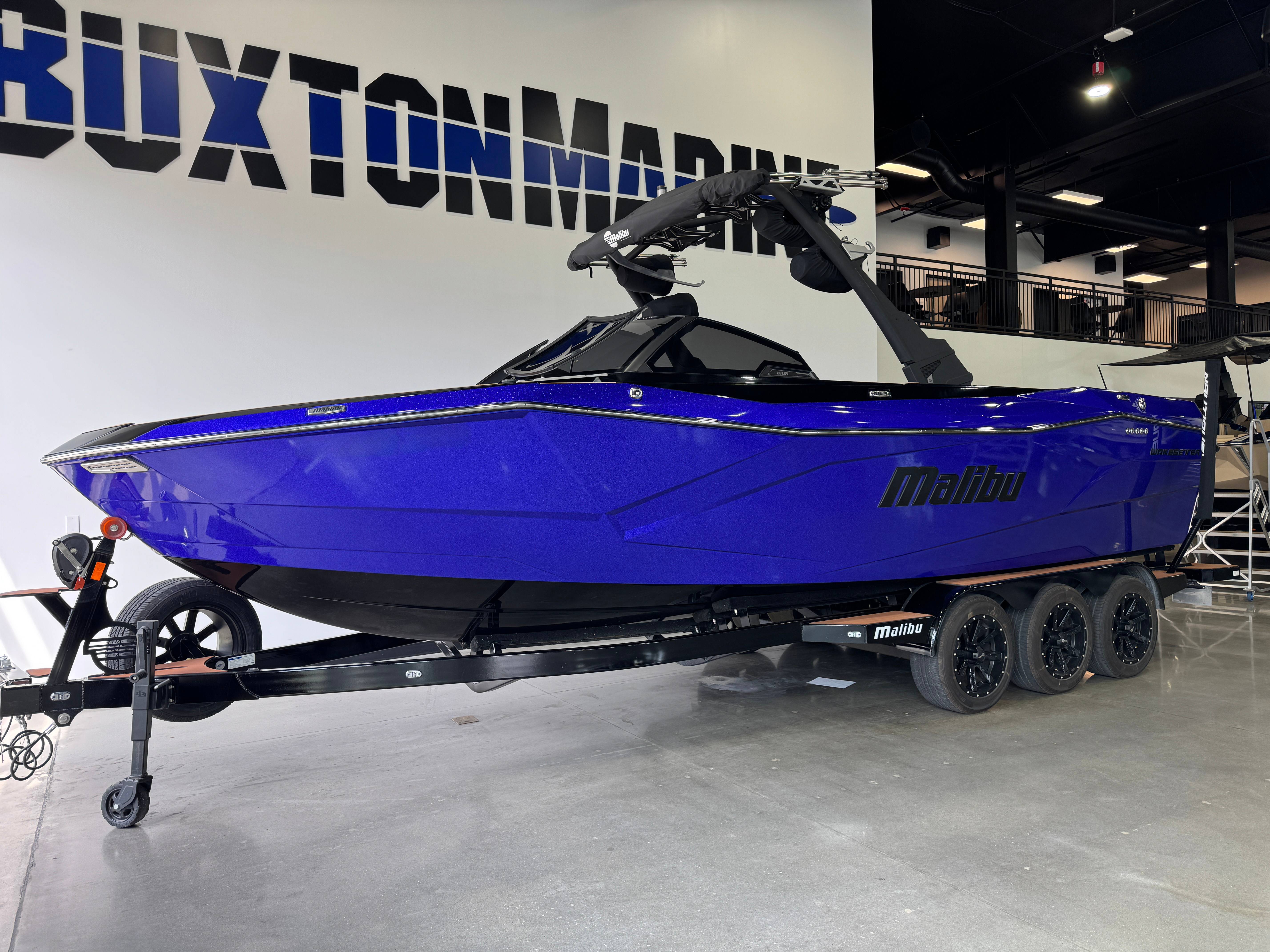 2023 Malibu Wakesetter 26 LSV