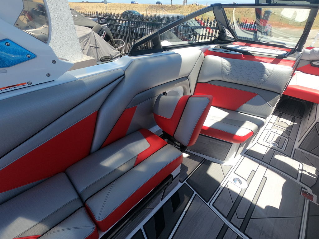 2024 centurion Ri265
