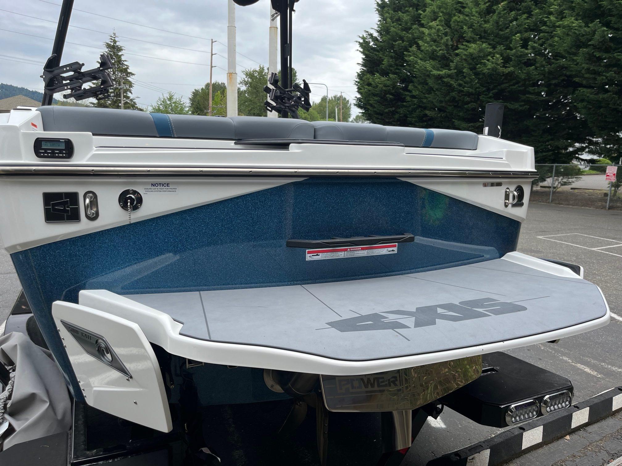 2023 Axis T220 **SUPER CLEAN**