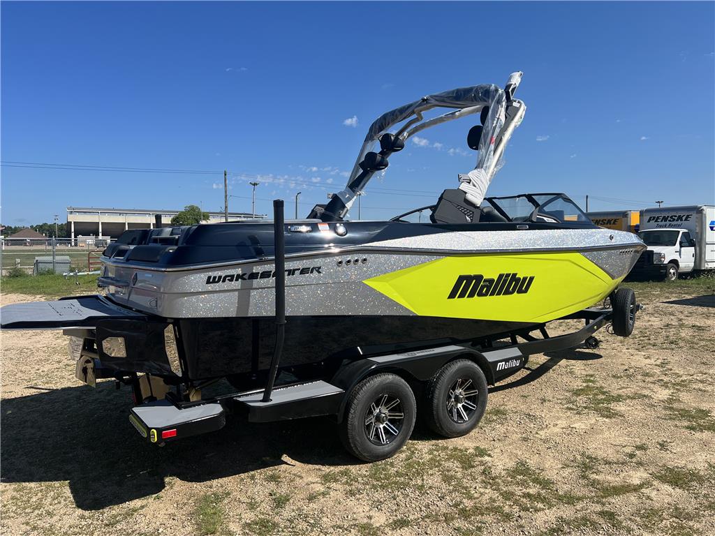 NEW 2024 MALIBU 23 LSV WAKESETTER w/ M6DI (DH) &amp; TRAILER