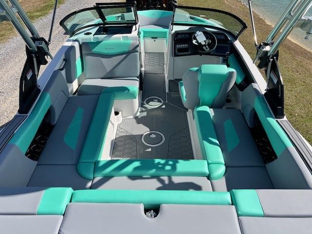 2024 MasterCraft NXT 21