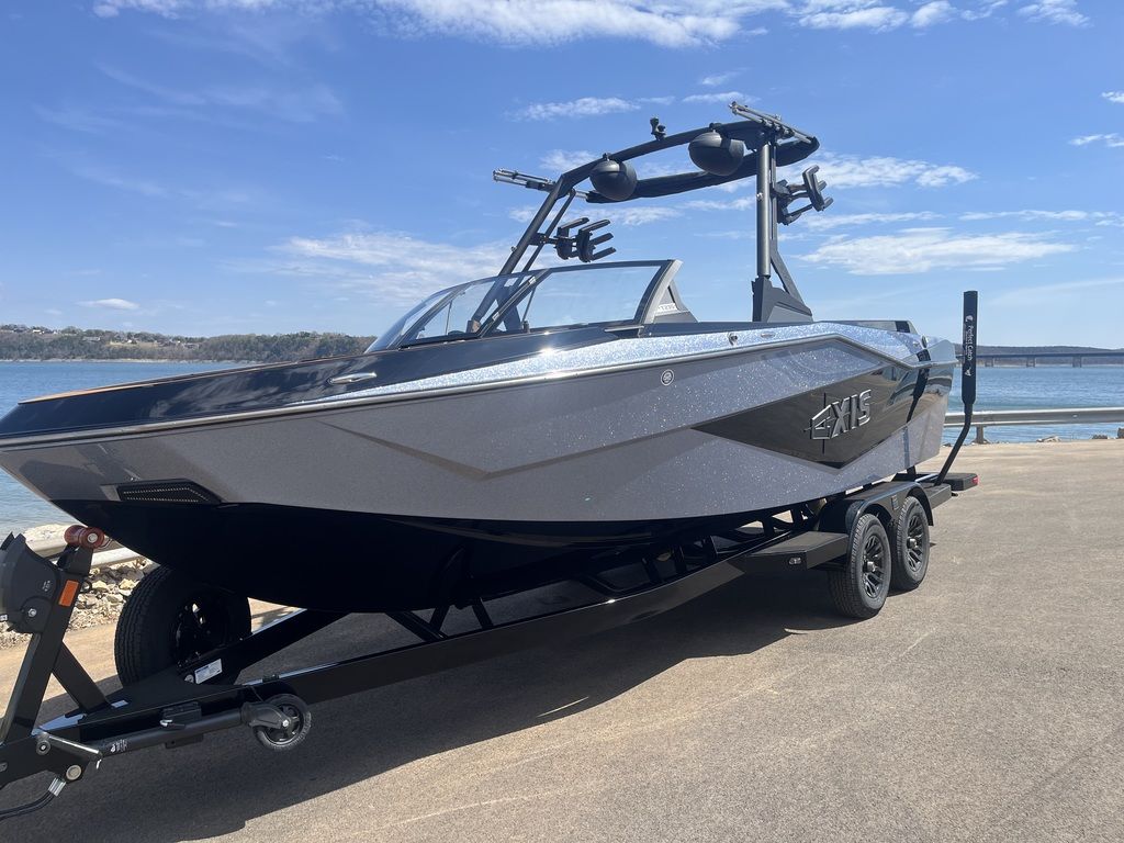 2025 Axis Wake Research T235