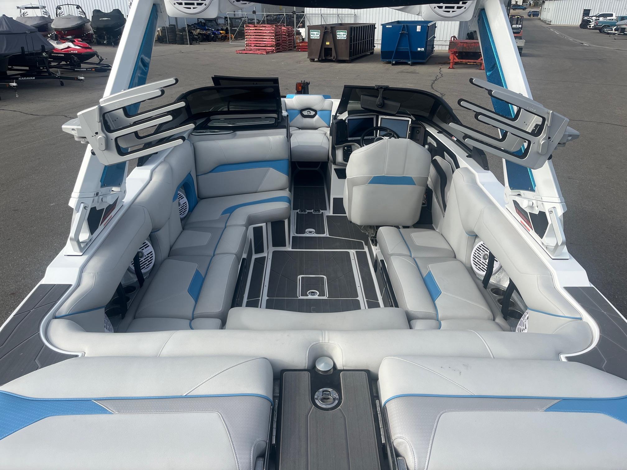 2022 Centurion RI230
