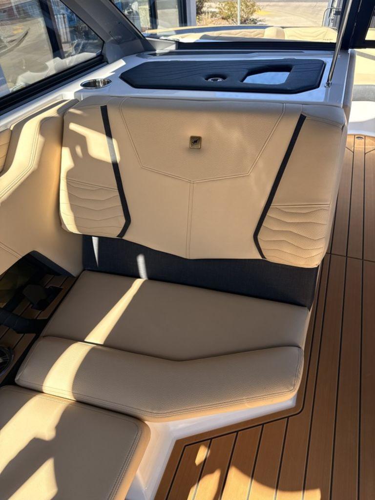 2025 Nautique G25 Centennial Edition