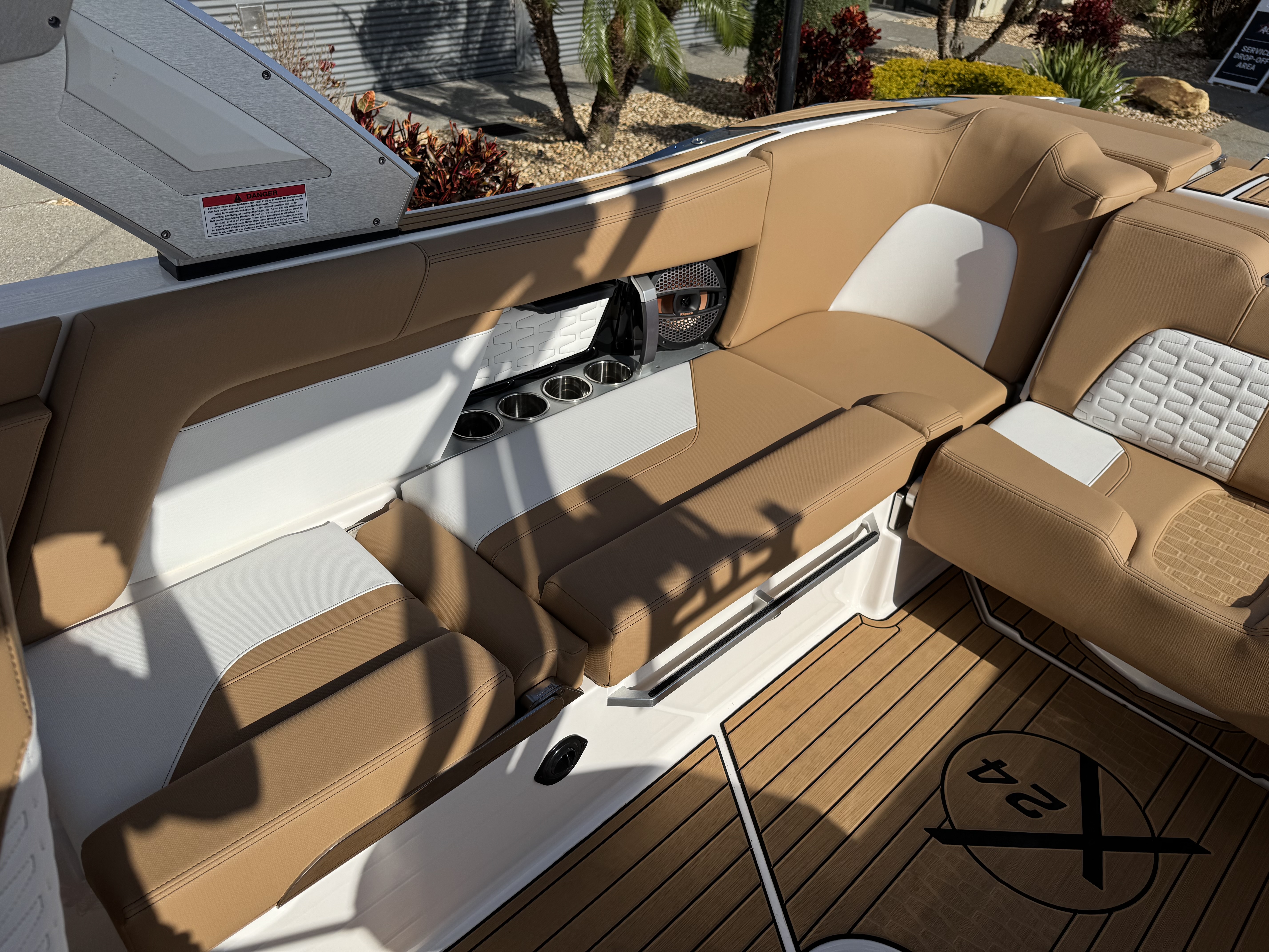 2025 MasterCraft X24