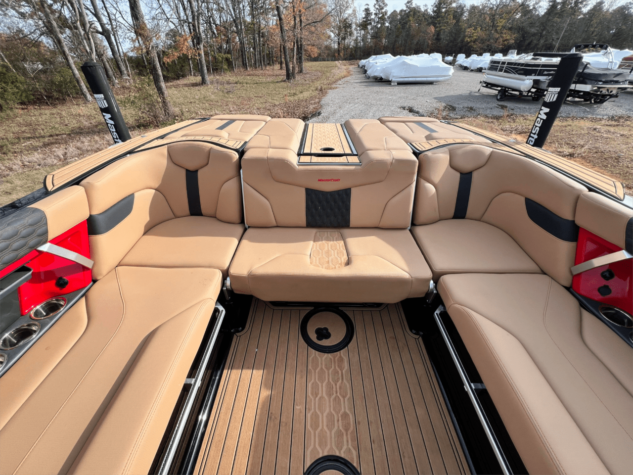 2022 MasterCraft XT24