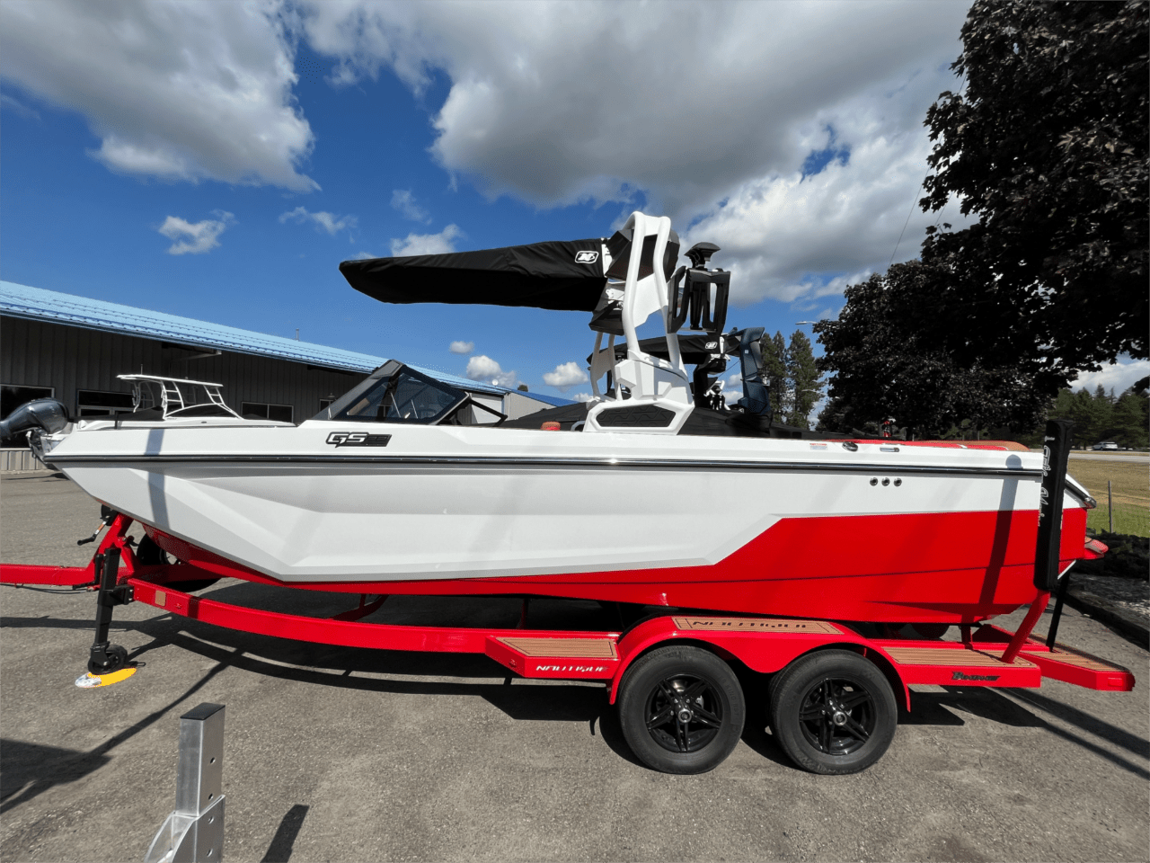 boat.Title