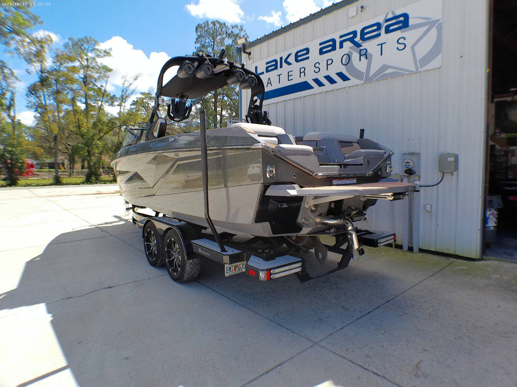 2021 Nautique G23