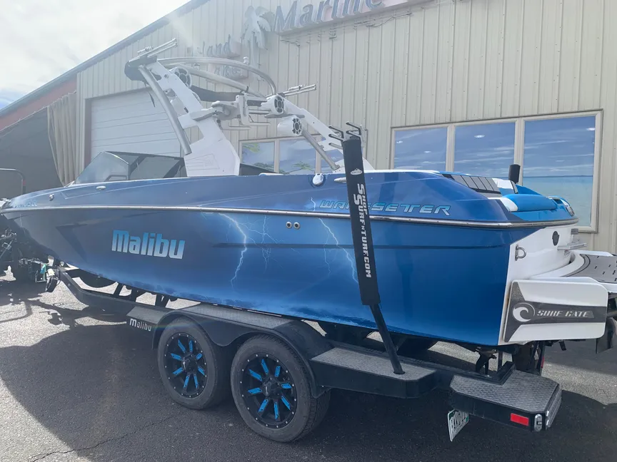 2020 Malibu 23 MXZ