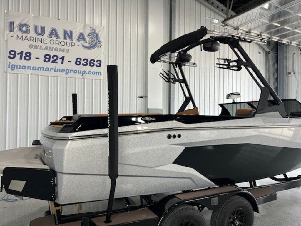 2025 Axis Wake Research A225