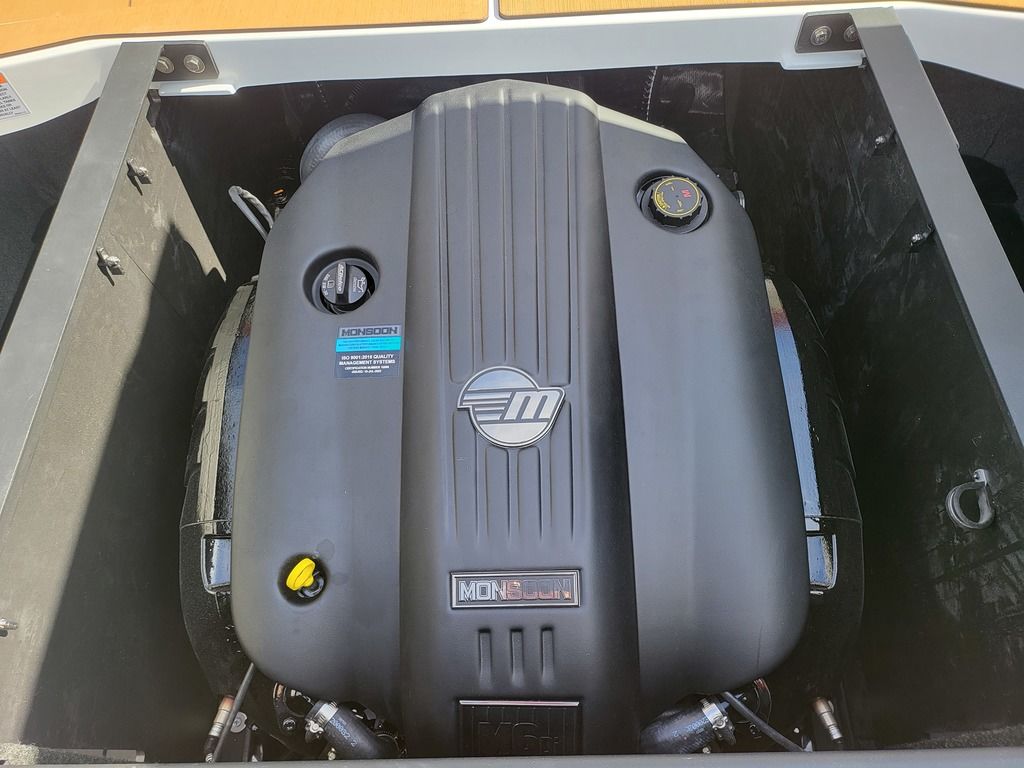 2025 Axis Wake Research A225 Icon