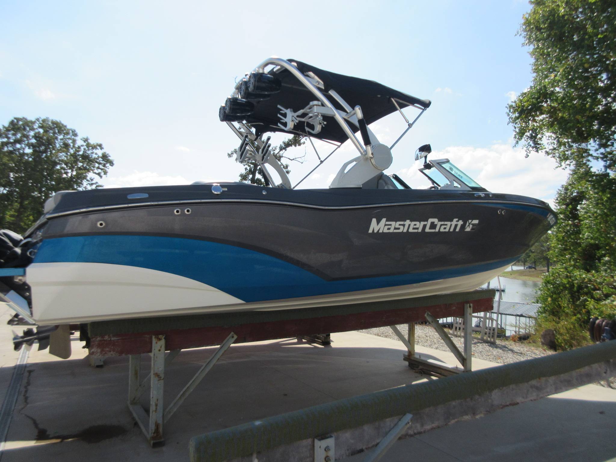 2017 Mastercraft XT23