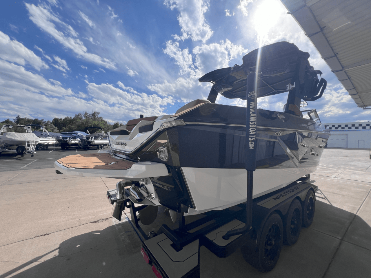 2025 Nautique G23