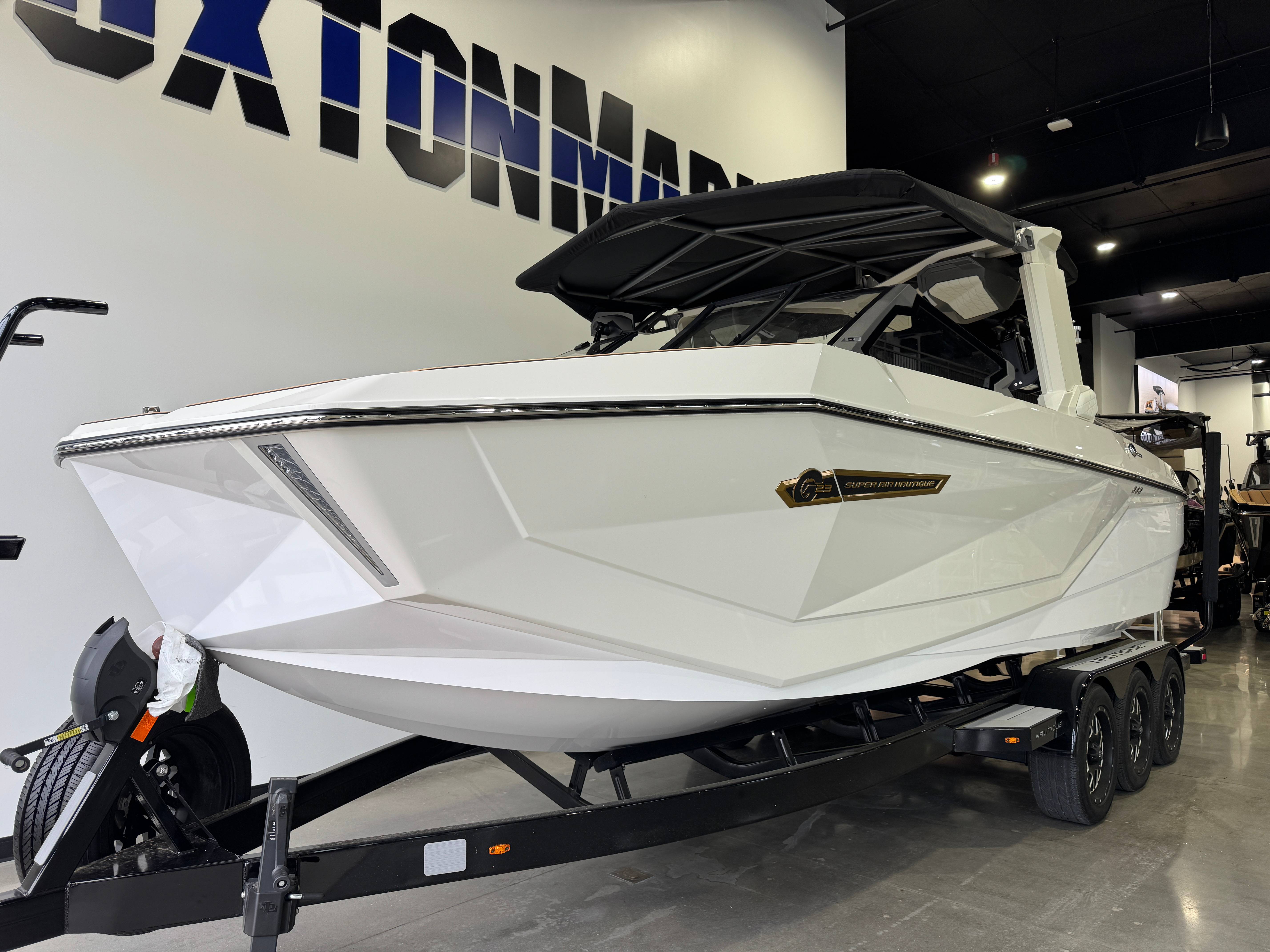 boat.Title