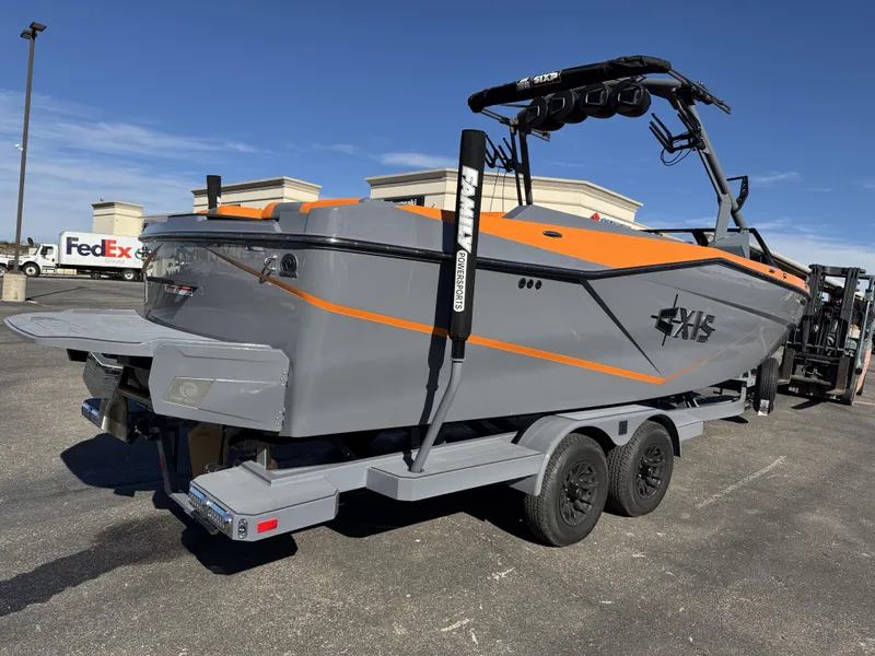 2025 Axis T250