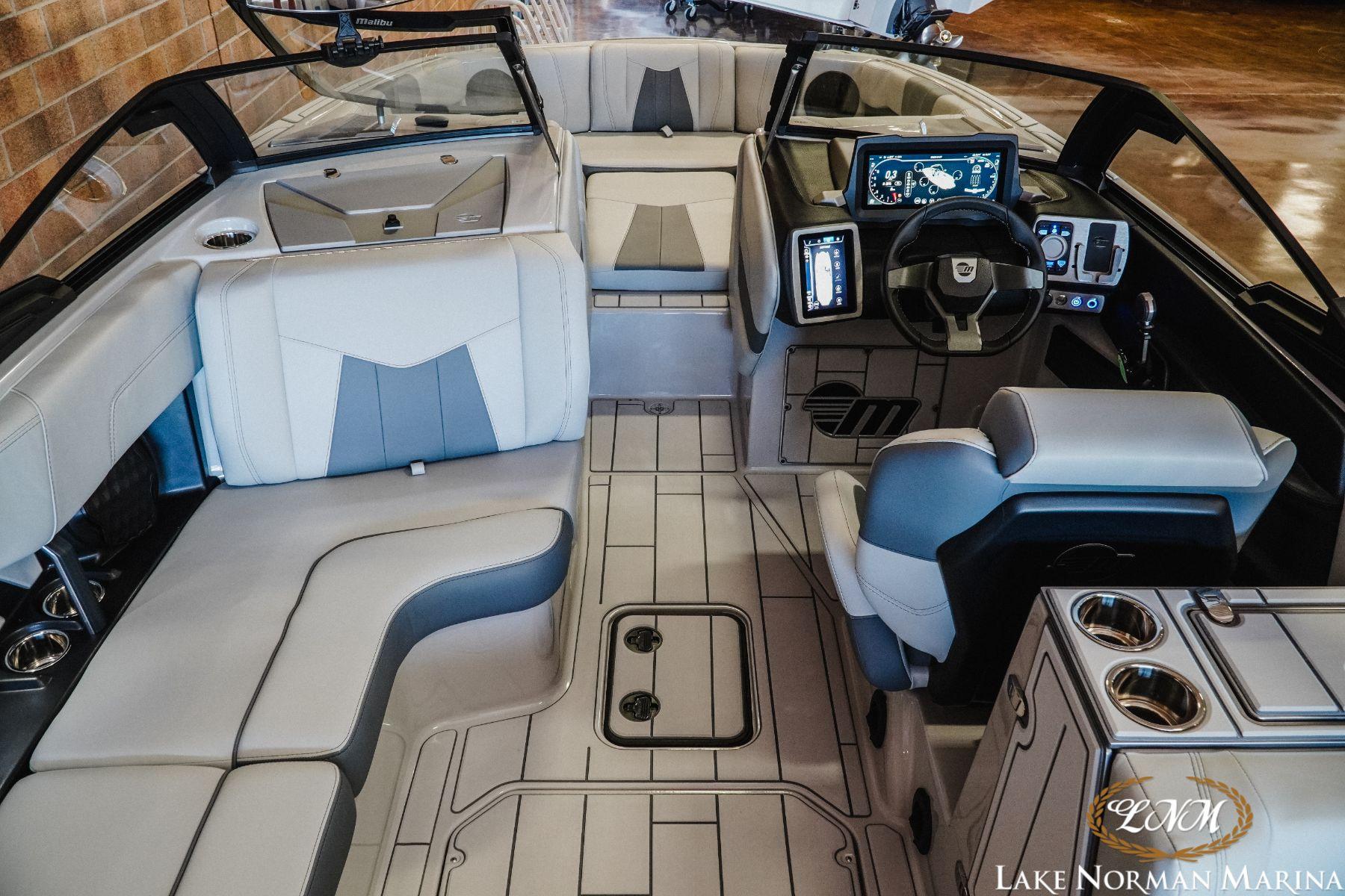 2024 Malibu 24 MXZ