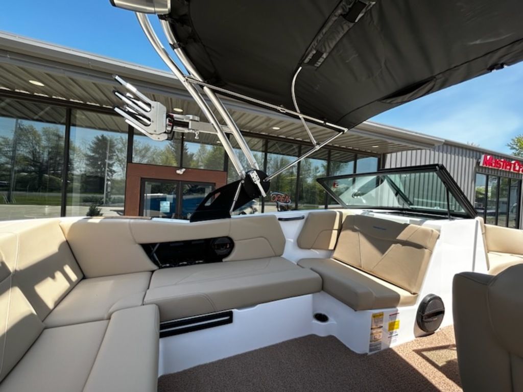 2023 MasterCraft NXT21