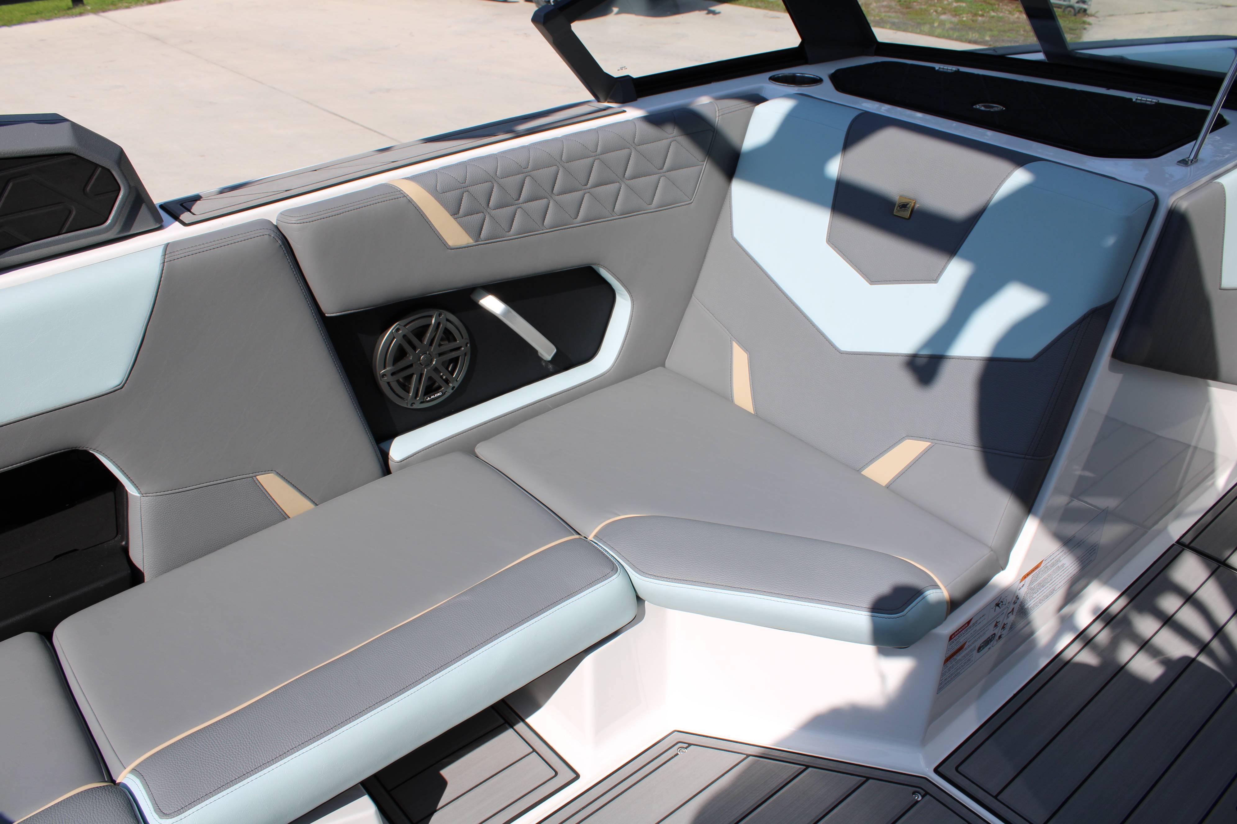 2025 Nautique GS22