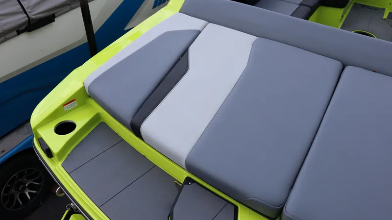 2023 AXIS T-SERIES T220