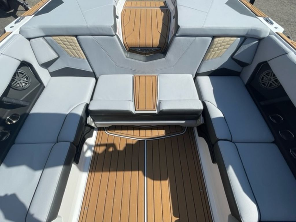2024 Nautique Super Air Nautique S23