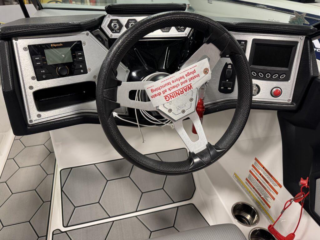 2019 MasterCraft NXT20