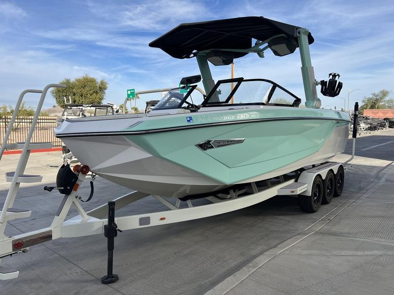 2023 Nautique G25