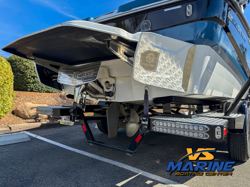 2023 Malibu Boats 22 LSV