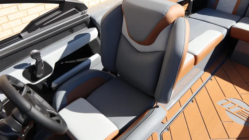 2025 MALIBU WAKESETTER 23 LSV