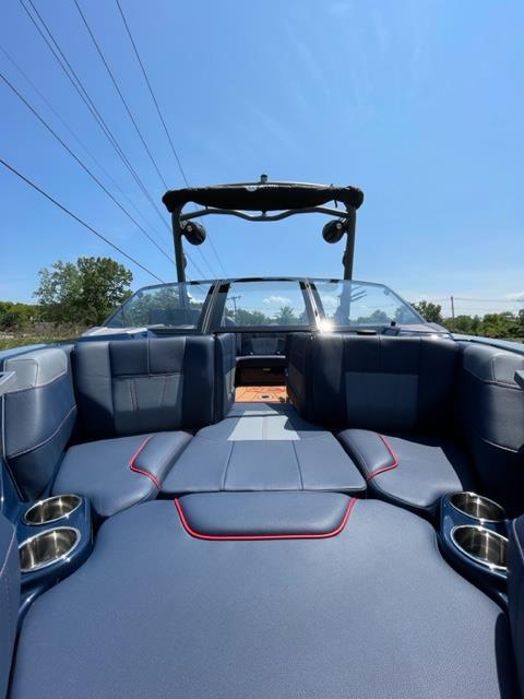 2023 Malibu Boats 20 VTX