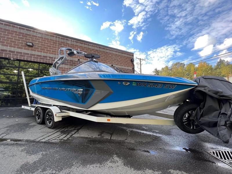 boat.Title