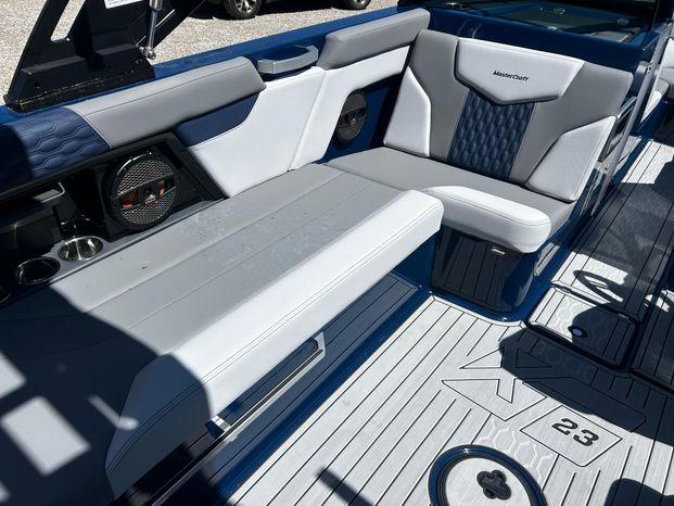 2024 MasterCraft XT23
